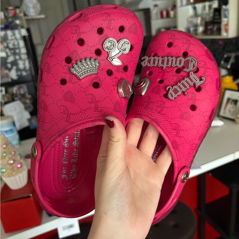 Juicy Couture X Crocs Women’s